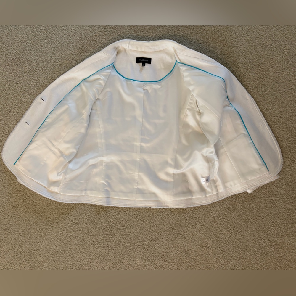 Talbots Classic White Blazer with fringe trim, size 16 - Picture 7 of 8